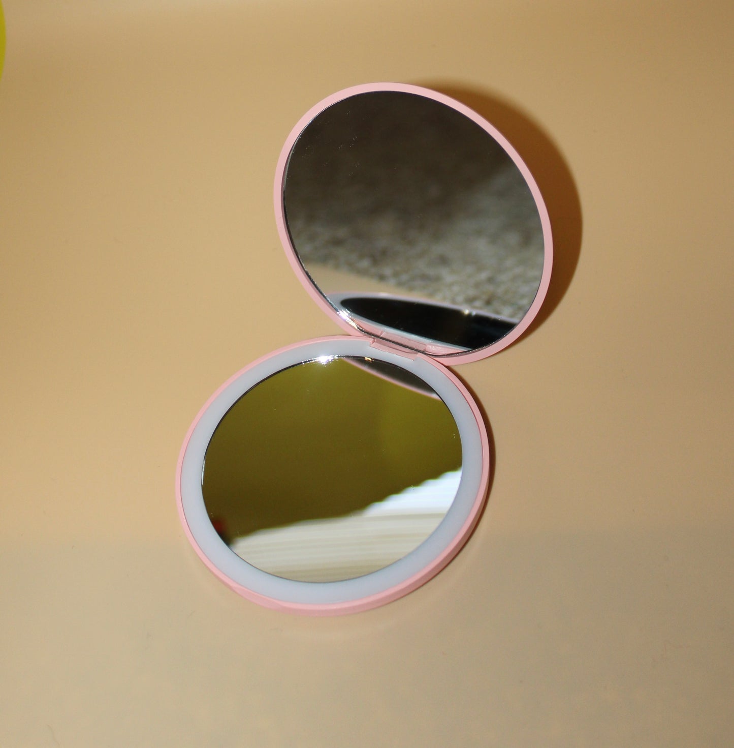 LED Compact Mirror
